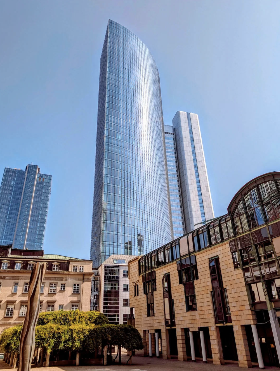 Frankfurt: Oddo-BHF will großflächig ins „Skyper“